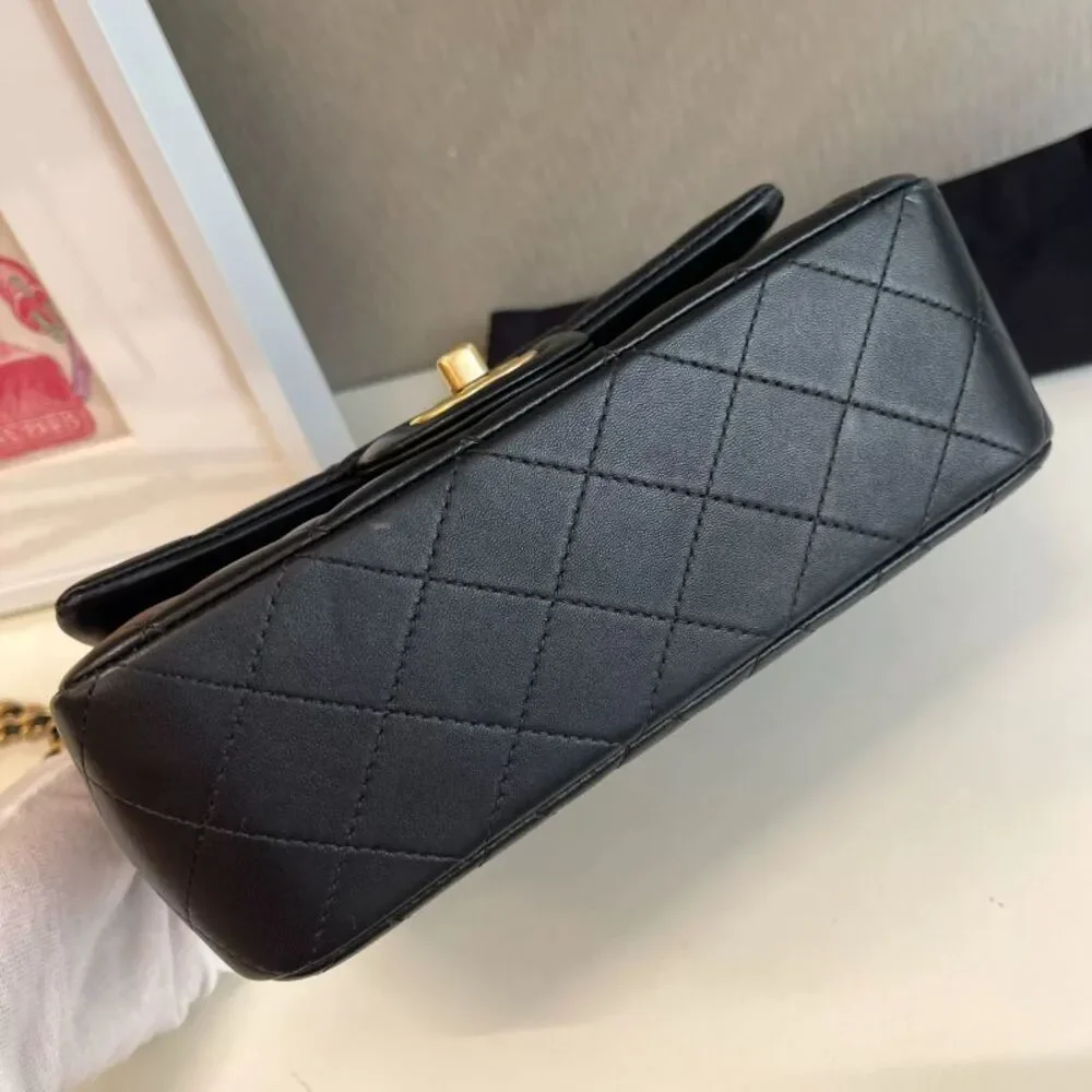 Chanel Women Pre-Loved Bag Very Good Condition